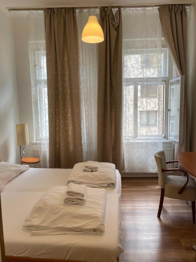 Gallery Sis Hotel Praag